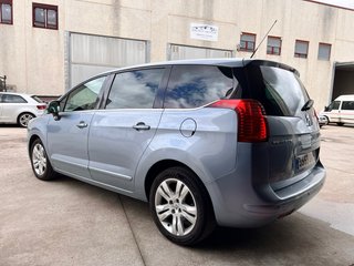Peugeot 5008 2009