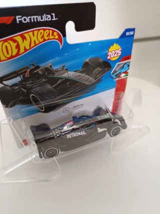 Hot Wheels Mercedes F1 2025