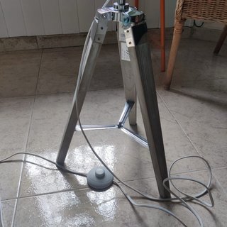 Lampada da terra in stile industriale argentata