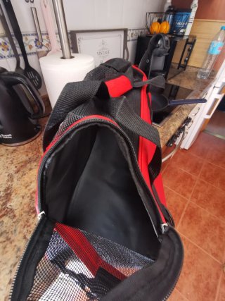 Transportín gato pequeño. Nuevo. Ligero.
