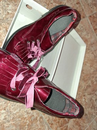Zapatos charol pablosky rojos y negros