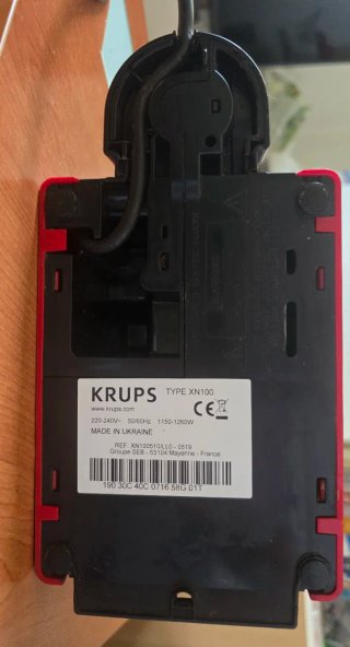 Cafetera Krups Nespresso Roja