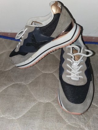 Munich Bamba Oro y Gris Tata 36