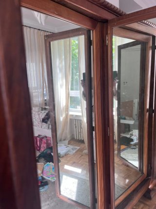 Armario antiguo madera raíz nogal