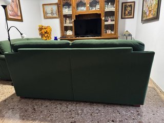 2 Sofás Verdes