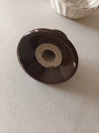 Aislador porcelana antiguo