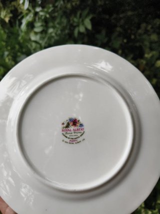 Piatto da dolce Royal Albert August