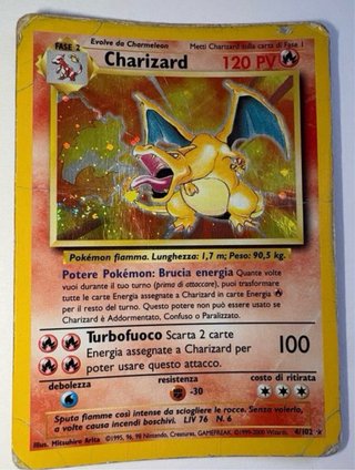 Charizard y Raichu Pokémon Cartas