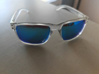 Gafas Oakley Azules Patilla Blanca Holbrook