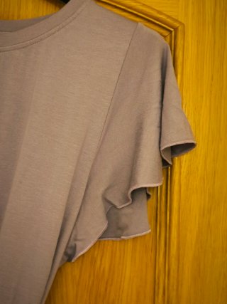 Vestido lila con cinturón