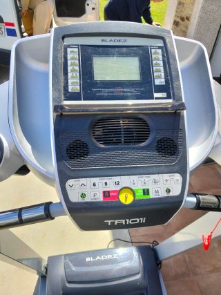 Cinta de correr Bladez Fitness TR101I