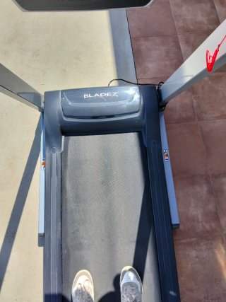 Cinta de correr Bladez Fitness TR101I
