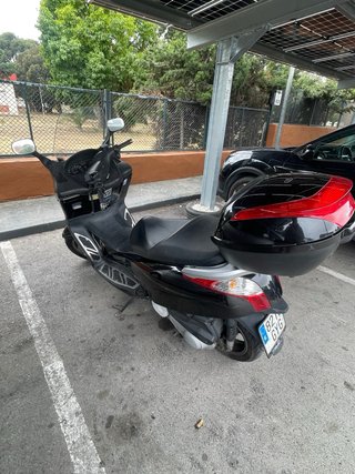 Honda S-Wing 125 Maxi Scooter - Para Reparar.