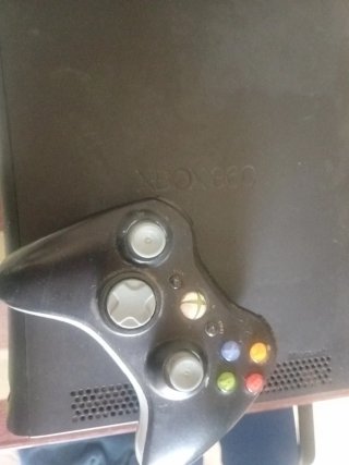 Xbox 360 con 3 juegos