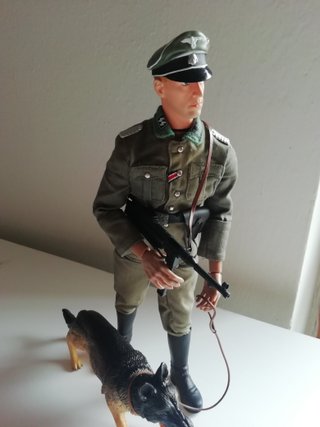 Figura 1/6 Soldato Tedesco e Cane WWII