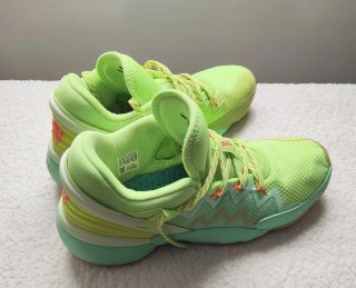 Adidas D.O.N. Issue 2 Spidey Sense Verde.