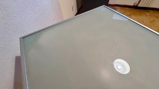 Mesa de cristal y metal IKEA
