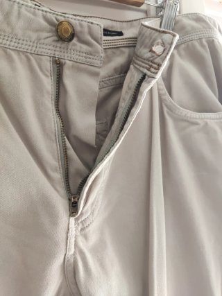 Pantalón Massimo Dutti Beige Talla 42