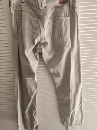 Pantalón Massimo Dutti Beige Talla 42