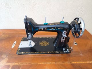 Máquina de coser SIGMA
