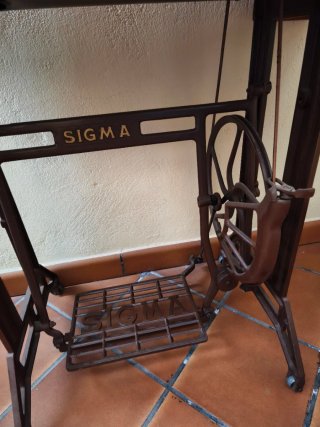 Máquina de coser SIGMA