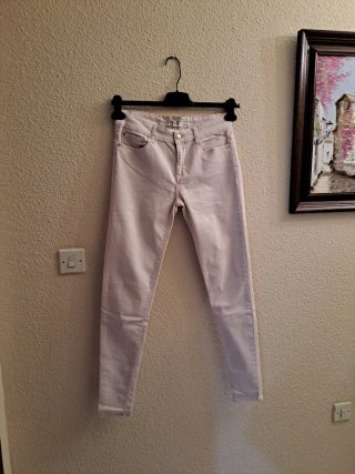 Blusa bordada ,punto de cruz + pantalón