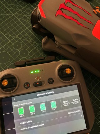 DJI Air 3S Drone.SIN MANDO.Cambiaria por avata 2
