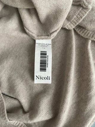 Chaleco Nicoli niña beige cuello alto