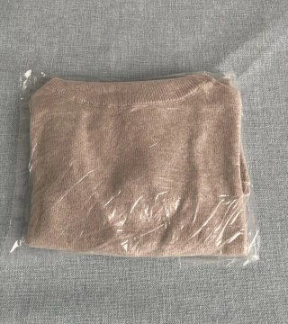 Chaleco Nicoli niña beige cuello alto
