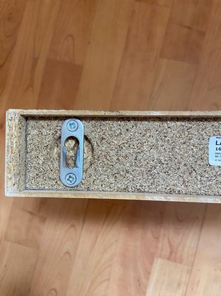 Estantería LACK de noche IKEA madera beige