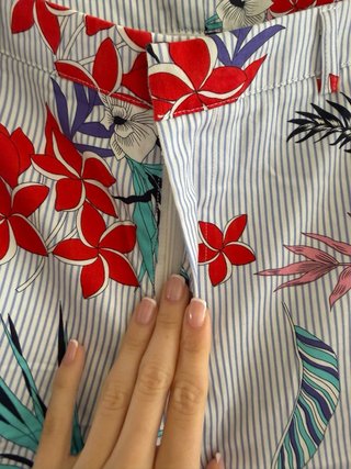 Pantalón de traje estampado floral