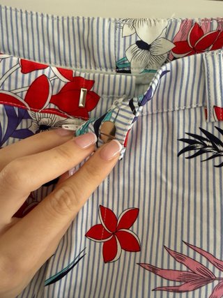 Pantalón de traje estampado floral