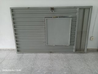 Puerta doble metálica 2,54 x 2,06 m - Robusta