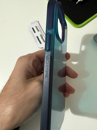 Funda Tech21 iPhone 13 Pro Max Azul