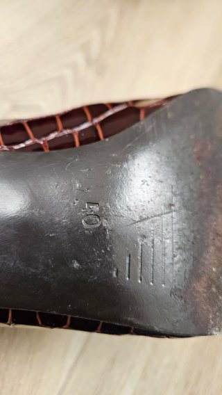 Zapatos de tacón efecto cocodrilo – Talla 40
