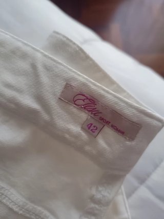 Lote 2 Pantalones Blancos y 1 Verde