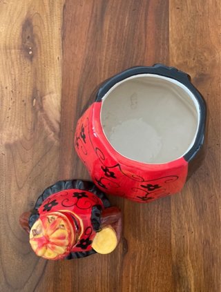 Biscottiera Mamy in ceramica rossa e nera