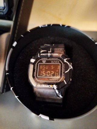 Casio G-Shock DW-5000SS-1