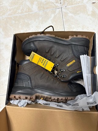 Botas DeWalt Industriales Marrones