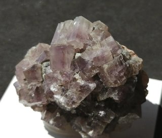 Cristales Violetas de Aragonito