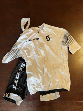 Pack x3 Maillot y culotte ciclismo Scott
