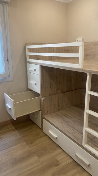 Litera madera y blanco con cajones