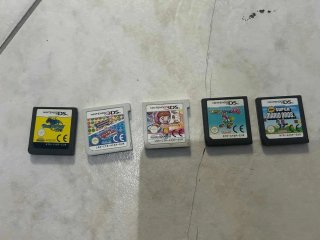 Nintendo 3DS Rossa + 4 Giochi