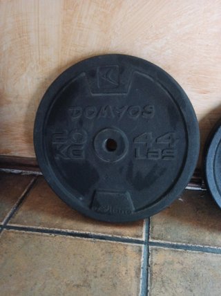 Disco de pesa DOMYOS 20 kg / 44 lbs