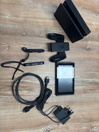 Nintendo Switch (sin mandos)
