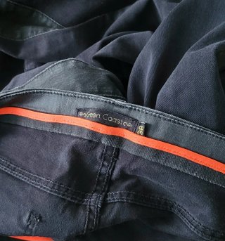 Pantalón pitillo vaquero negro Green Coast. T38