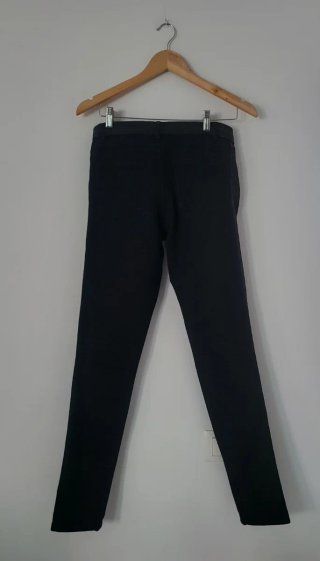 Pantalón pitillo vaquero negro Green Coast. T38