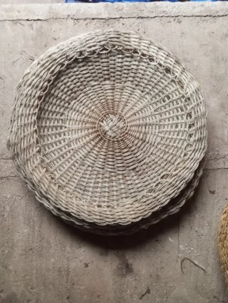 Capachos de plástico blancode 75cms 6 unidades