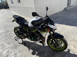Kawasaki Z900