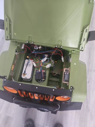 Auto elettrica per bambini 12V 4x4